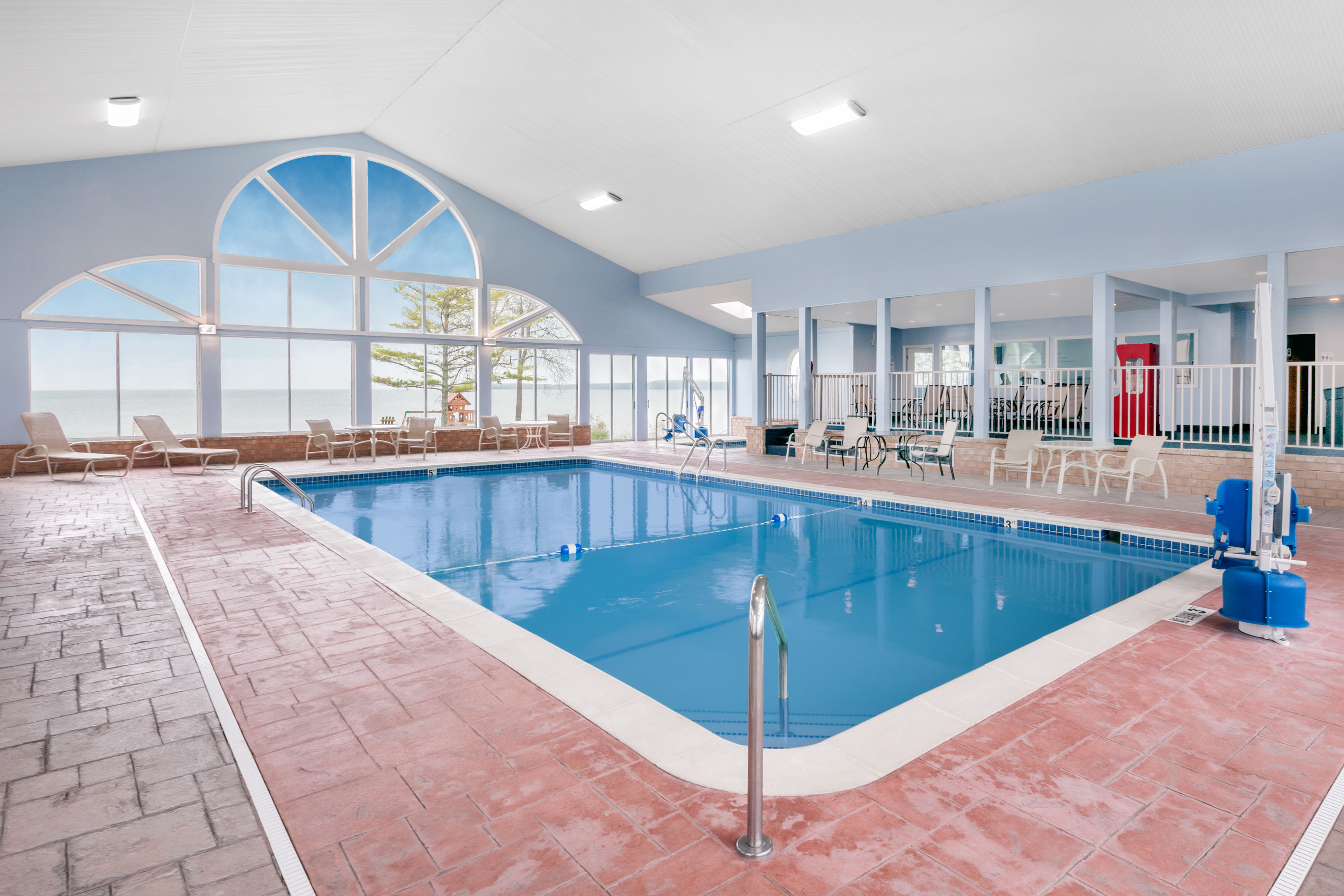 Baymont by Wyndham St. Ignace Lakefront Saint Ignace, MI Hotels