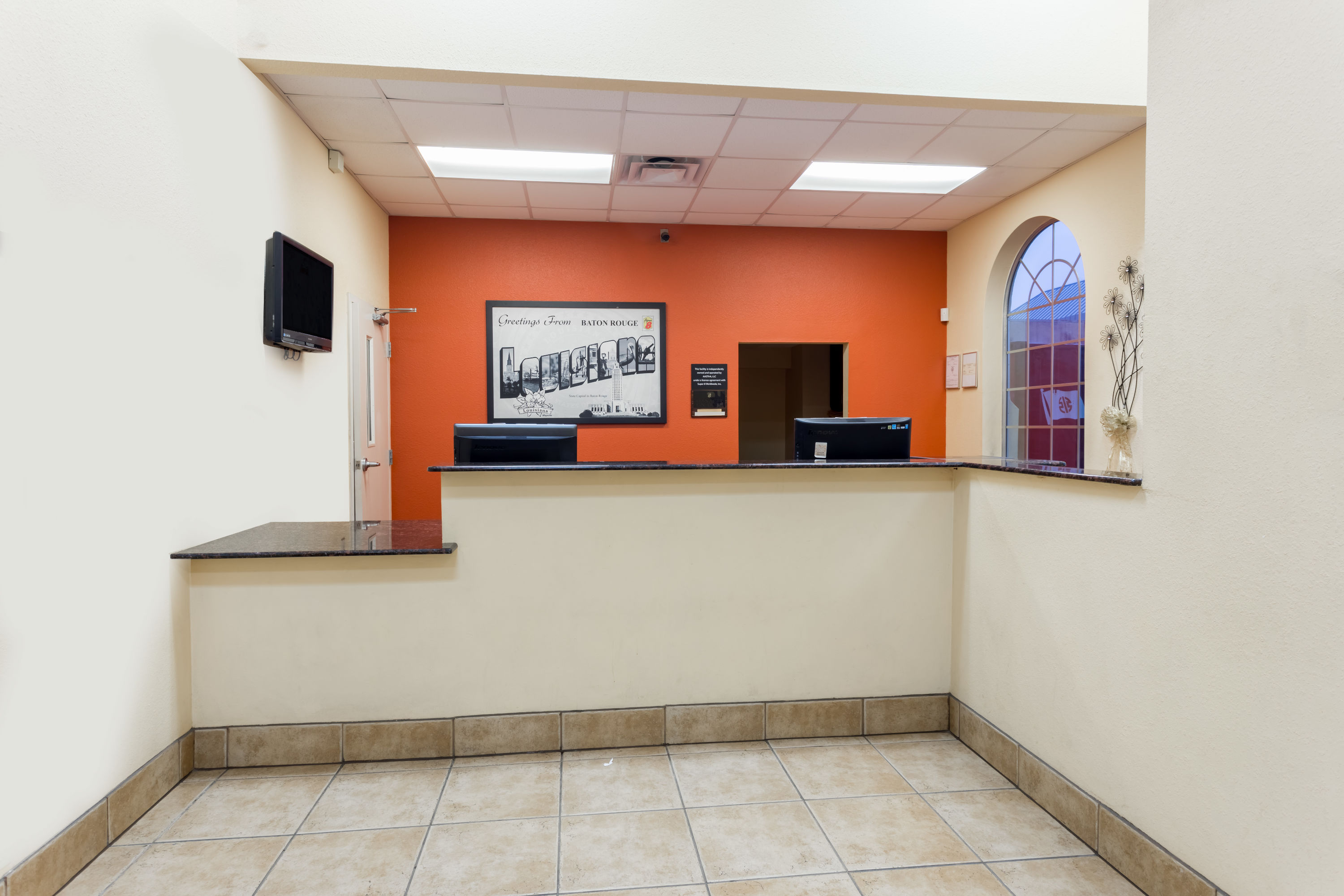 Super 8 by Wyndham Baton Rouge/I10 Baton Rouge Hotels, LA 70809