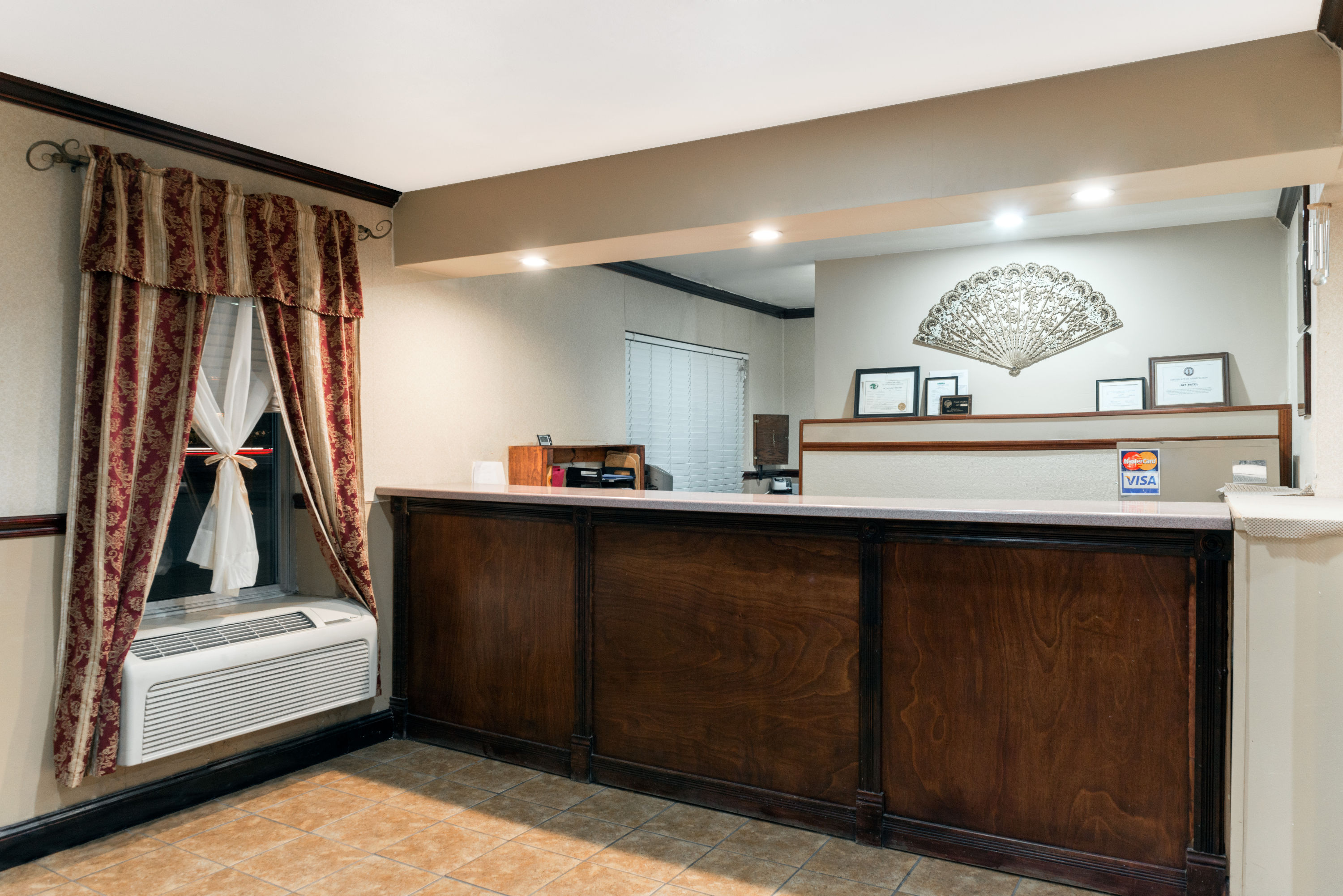 Super 8 by Wyndham Fenton/St. Louis Area Fenton, MO Hotels